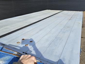 - CONTAINER / MULTIKAPPEN
